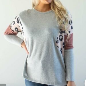 Audrey Color Block Top - Gray and Pink